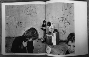 [ BOOK LIVES ] Outside the Dream: Child Poverty in America by Stephen Shames